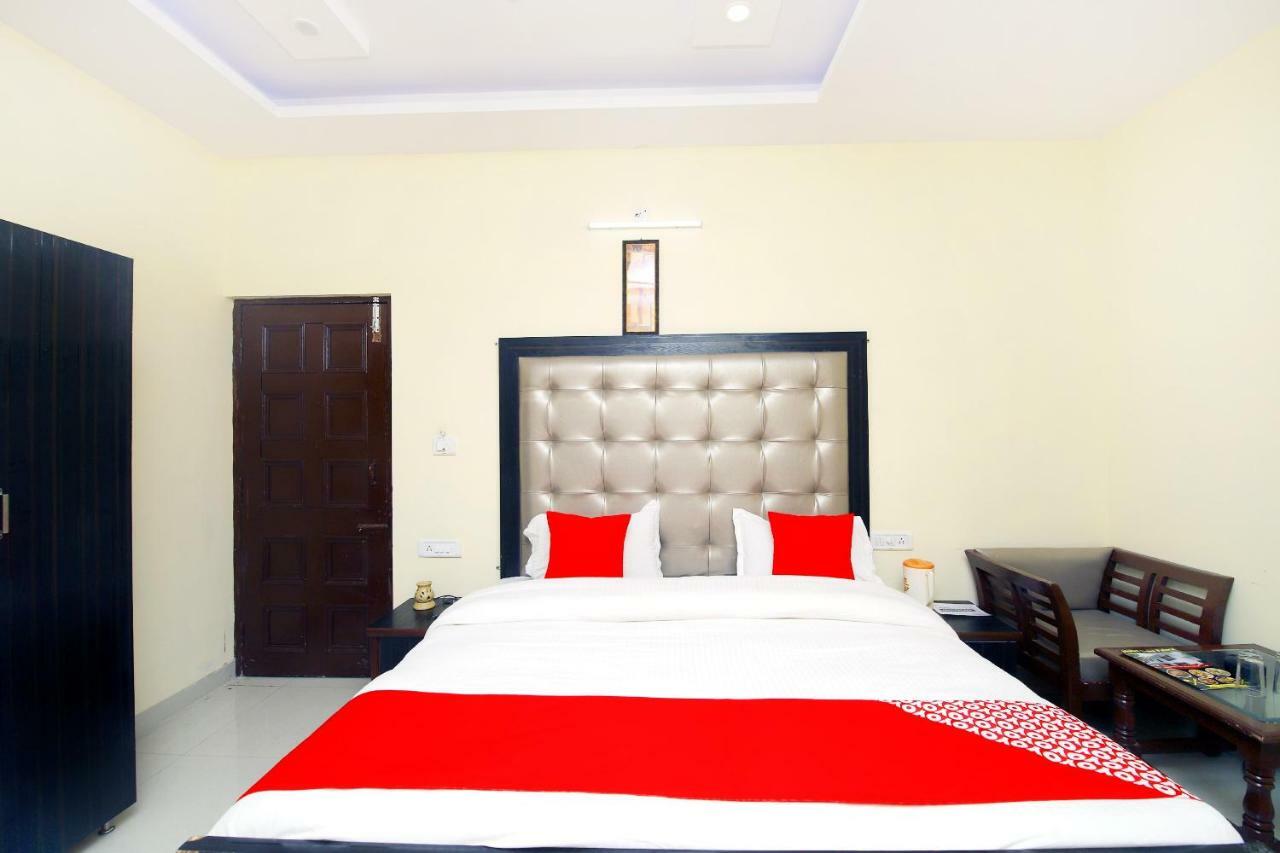 Oyo 8670 Hotel Usha Palace Mussoorie Exteriér fotografie