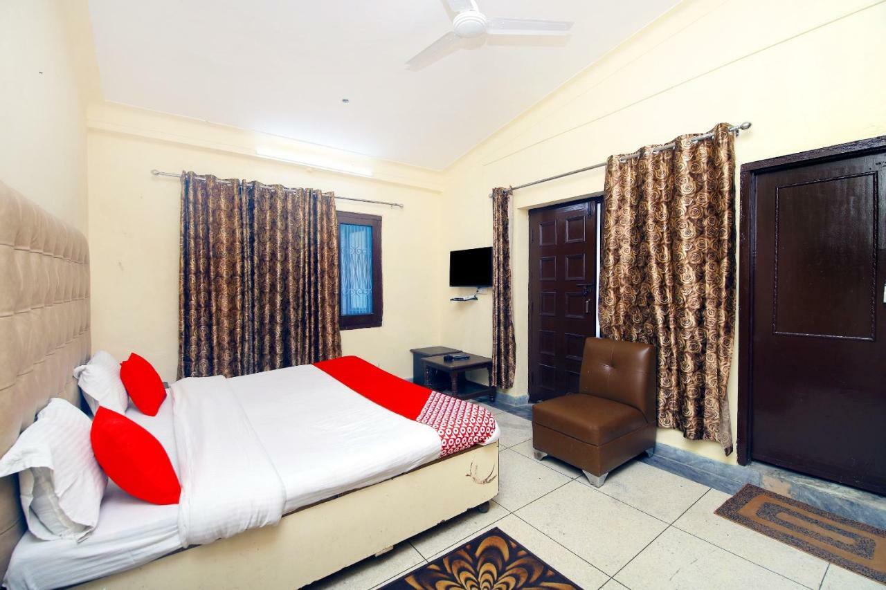 Oyo 8670 Hotel Usha Palace Mussoorie Exteriér fotografie